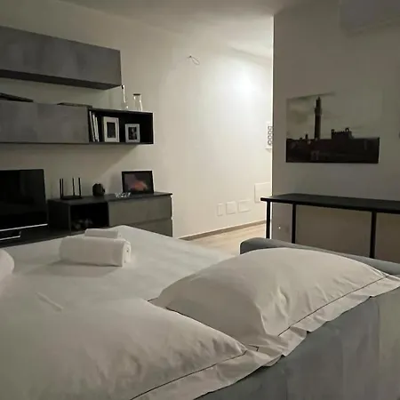 Sotto Le Mura, Tufo Apartment