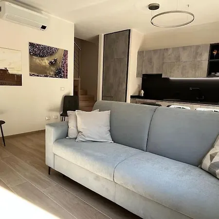 Sotto Le Mura, Tufo 아파트 *