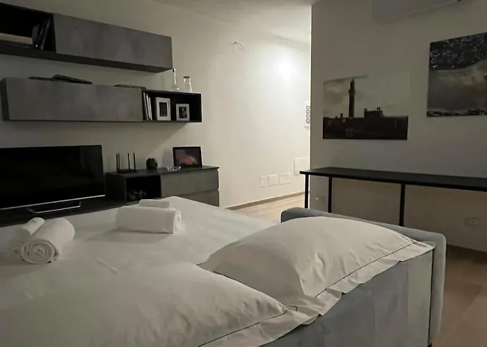 Sotto Le Mura, Tufo Apartment