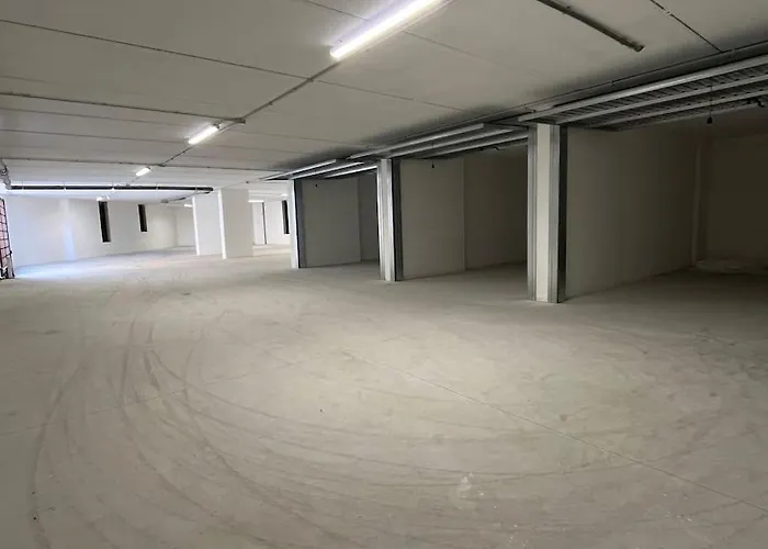 Sotto Le Mura, Tufo Siena