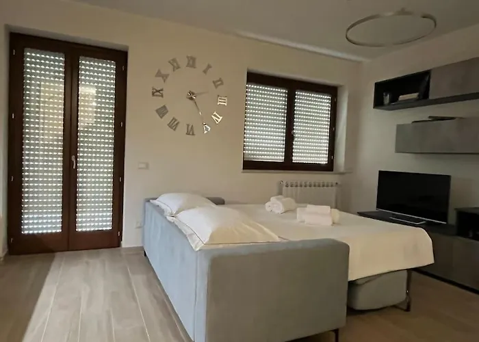 Sotto Le Mura, Tufo *