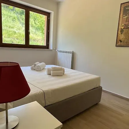 Sotto Le Mura, Tufo Siena