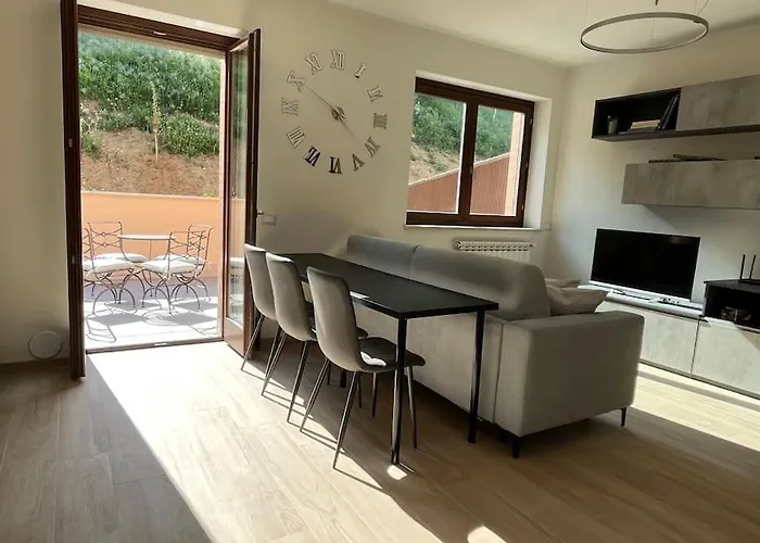 Sotto Le Mura, Tufo * Siena